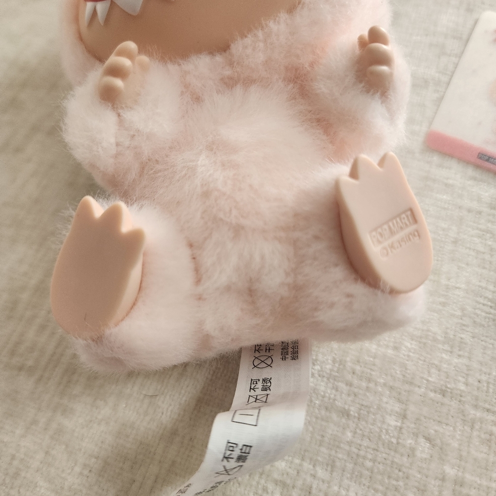 Authentic Labubu - Picture 5 of 11